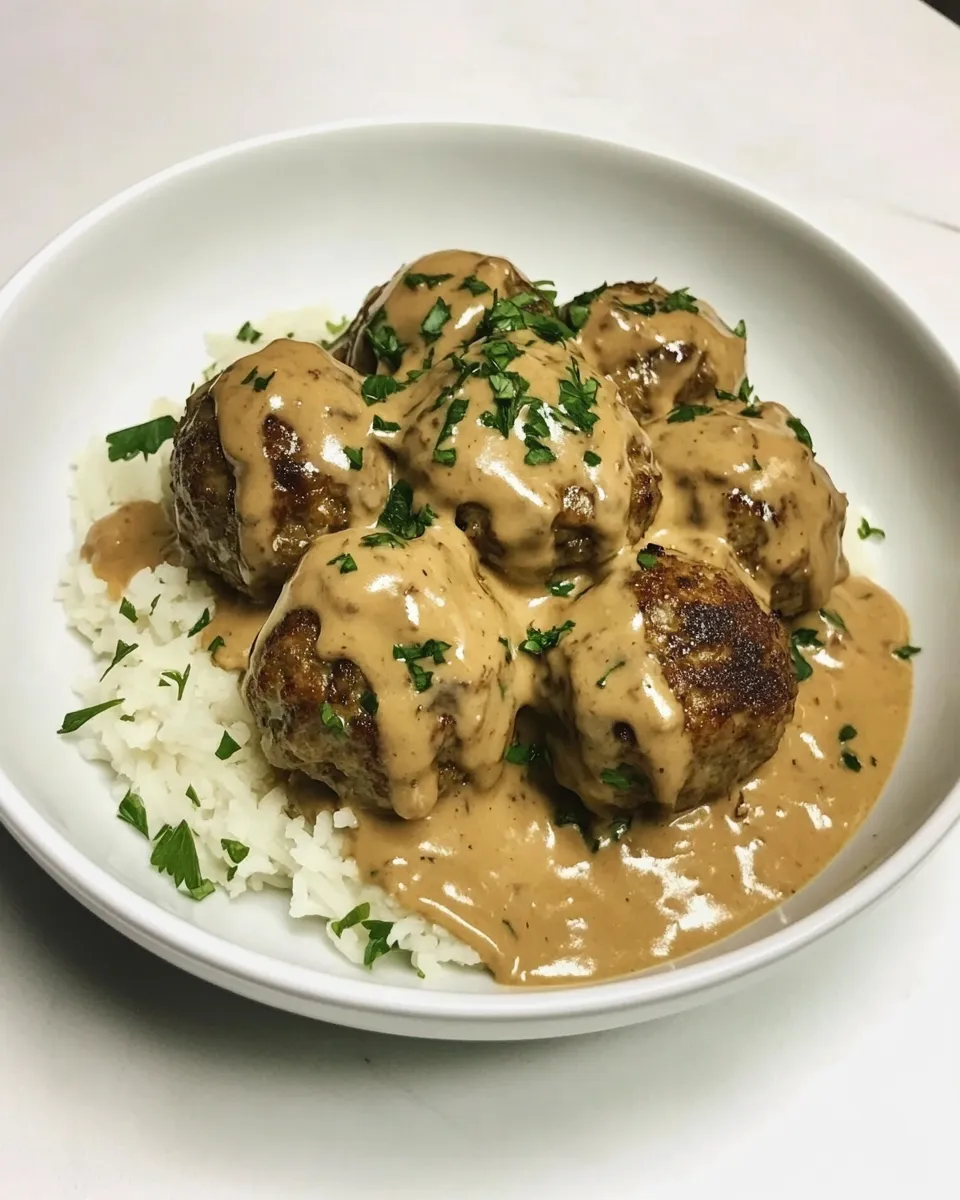 Easy Swedish Meatballs food shot