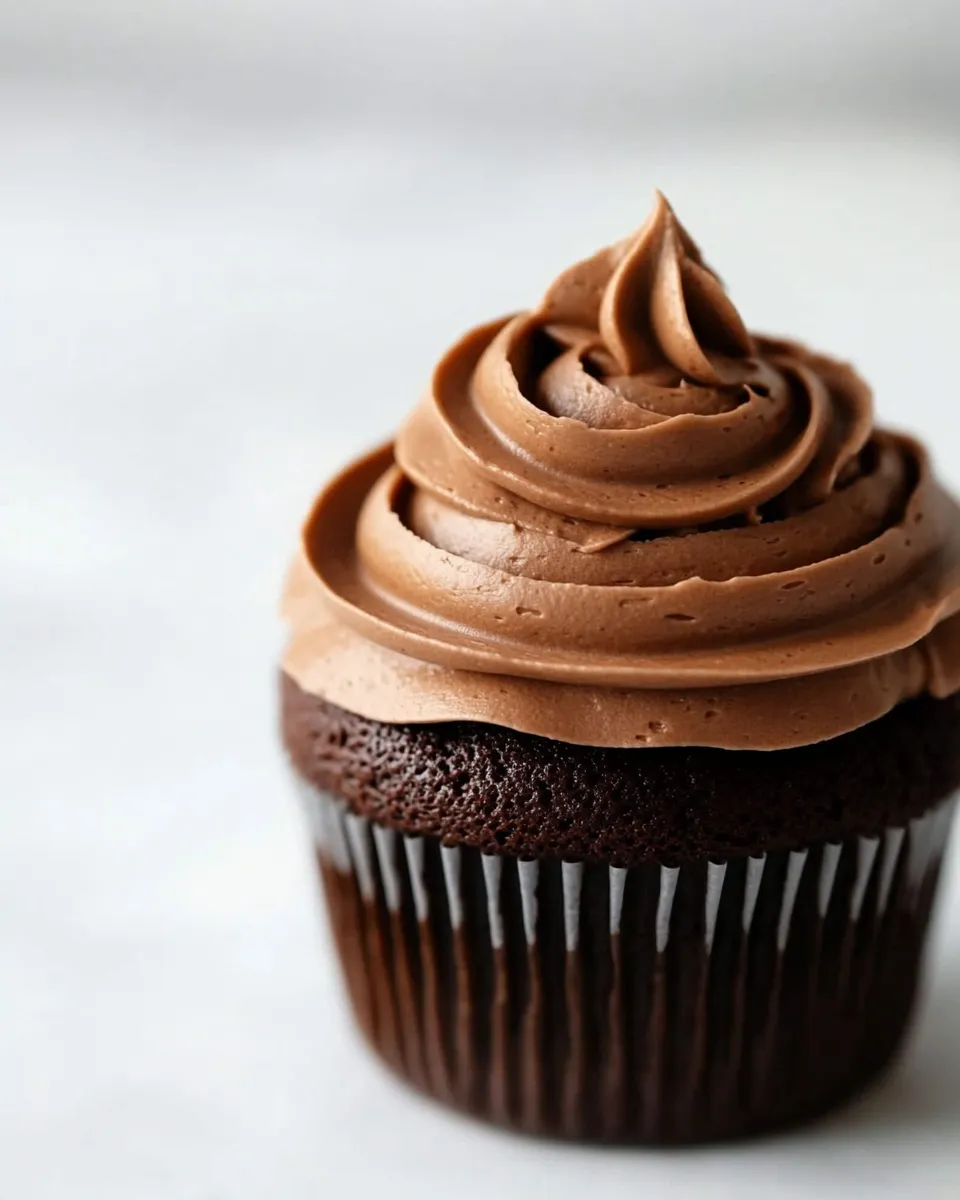Homemade Chocolate Buttercream Frosting photo