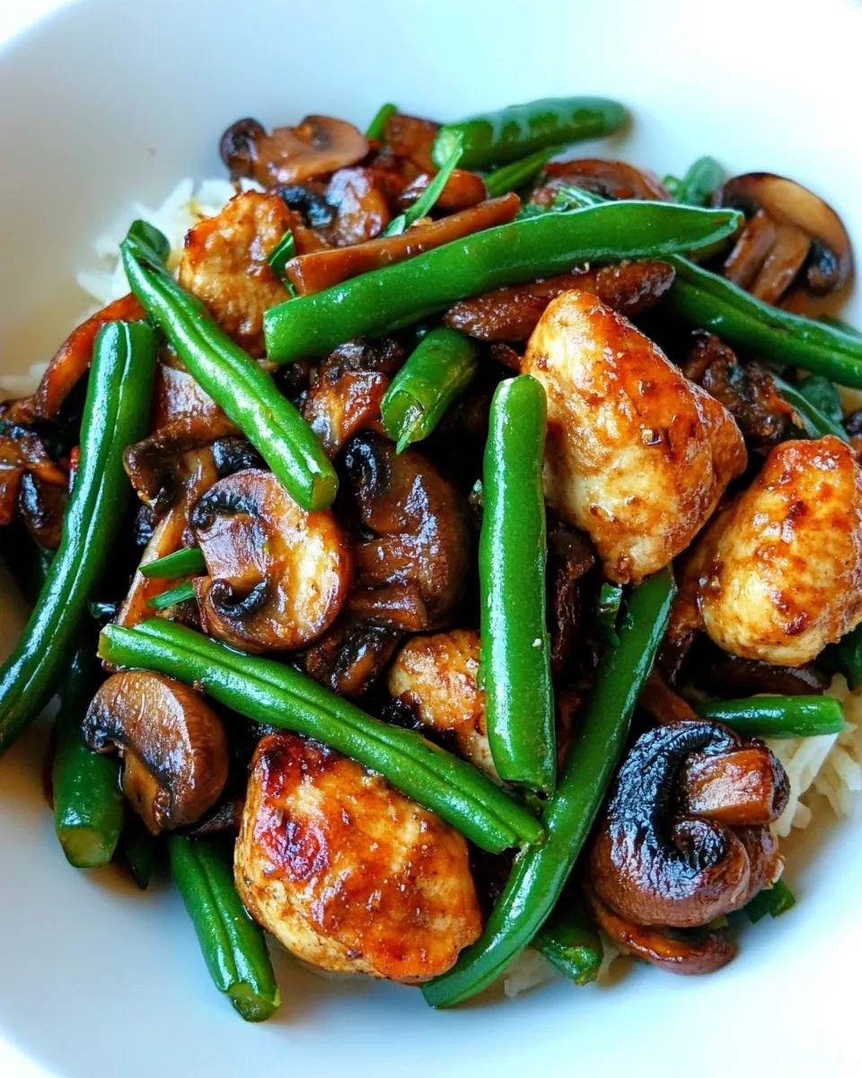 Classic Mushroom Chicken with Green Beans image