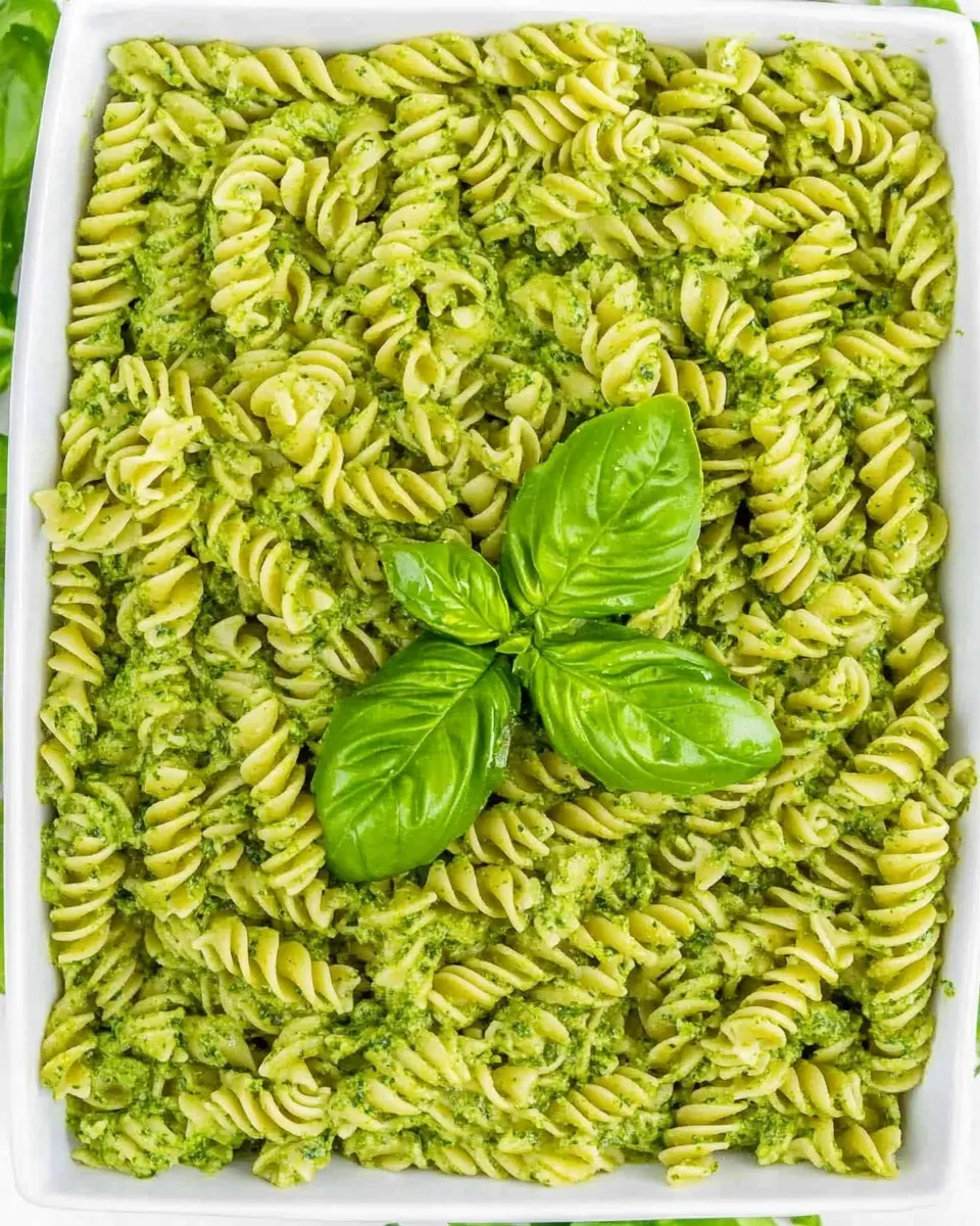 Homemade Pasta with Spinach Sauce photo