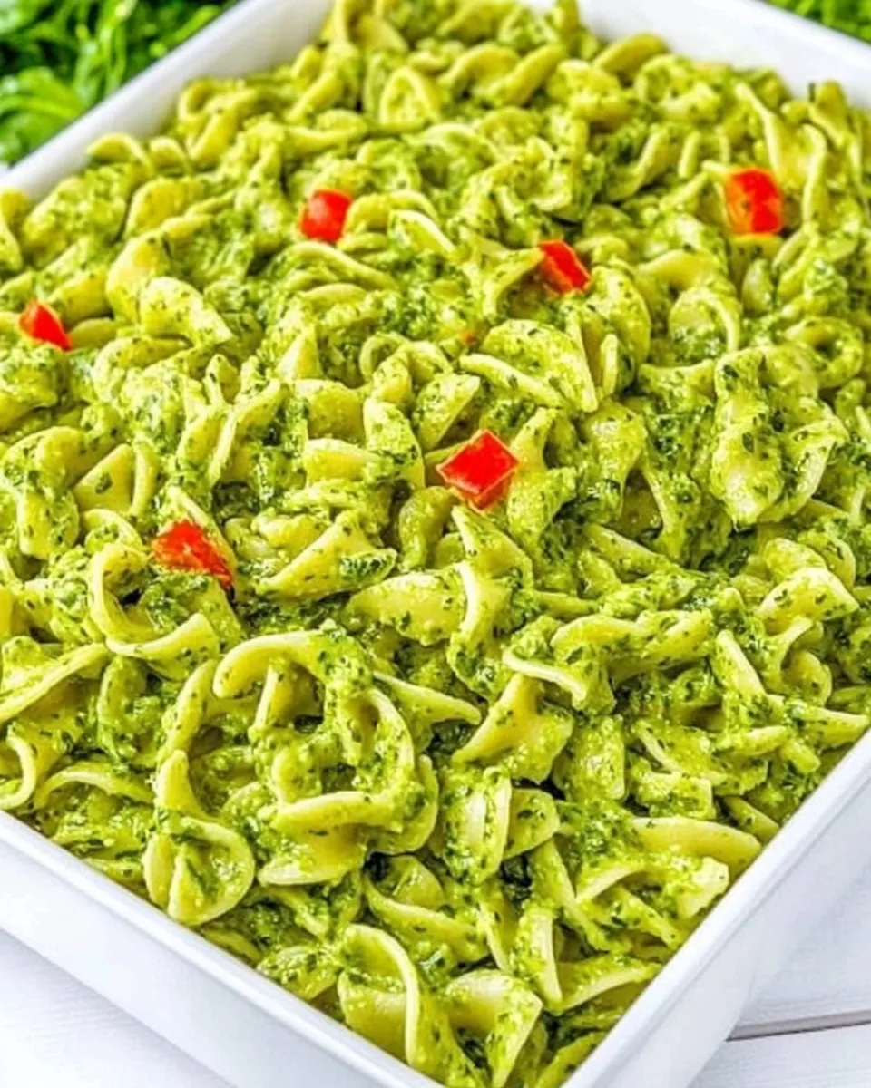 Classic Pasta with Spinach Sauce image