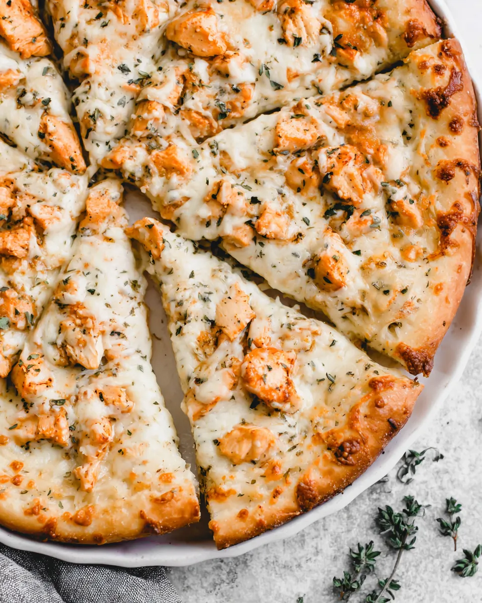 Easy Chicken Alfredo Pizza recipe photo