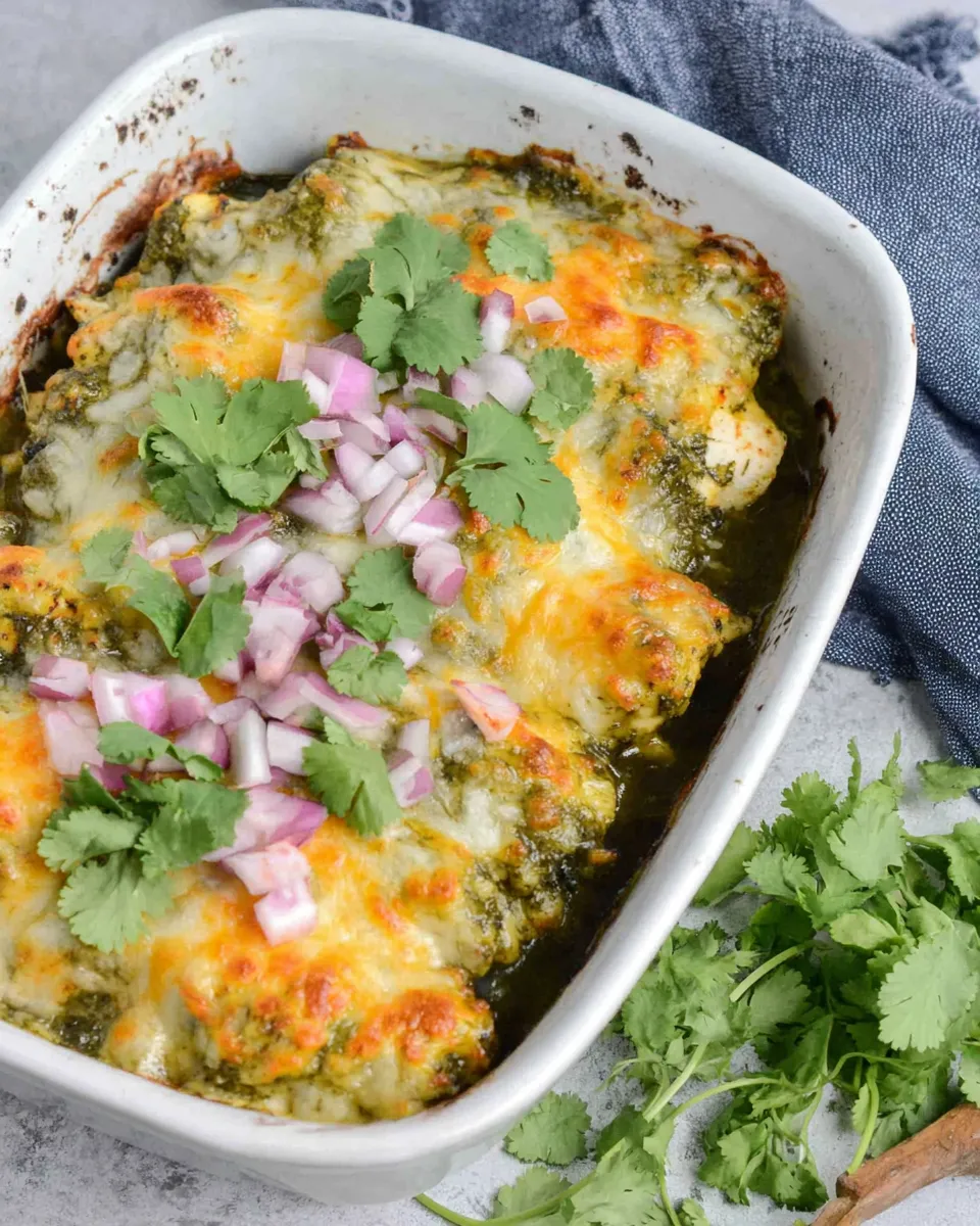 Homemade Green Chicken Enchiladas (With Salsa Verde) photo