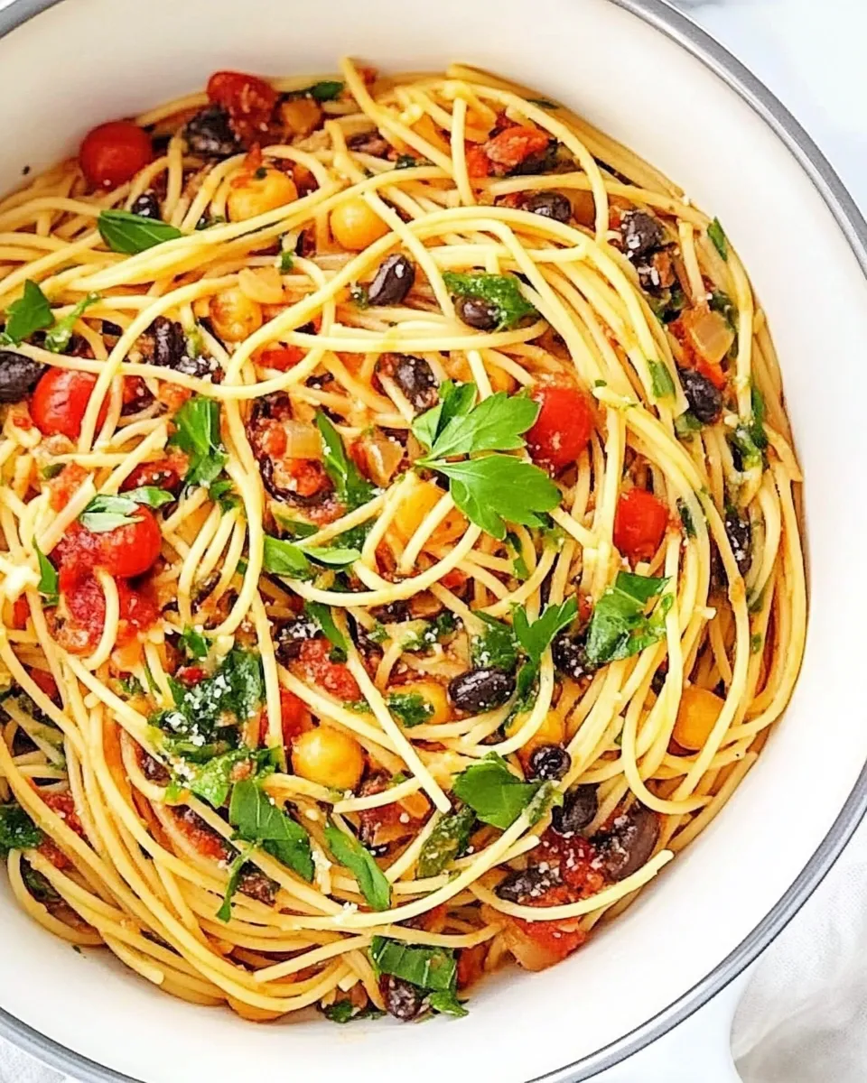 Easy One-Pot Spaghetti Puttanesca recipe photo