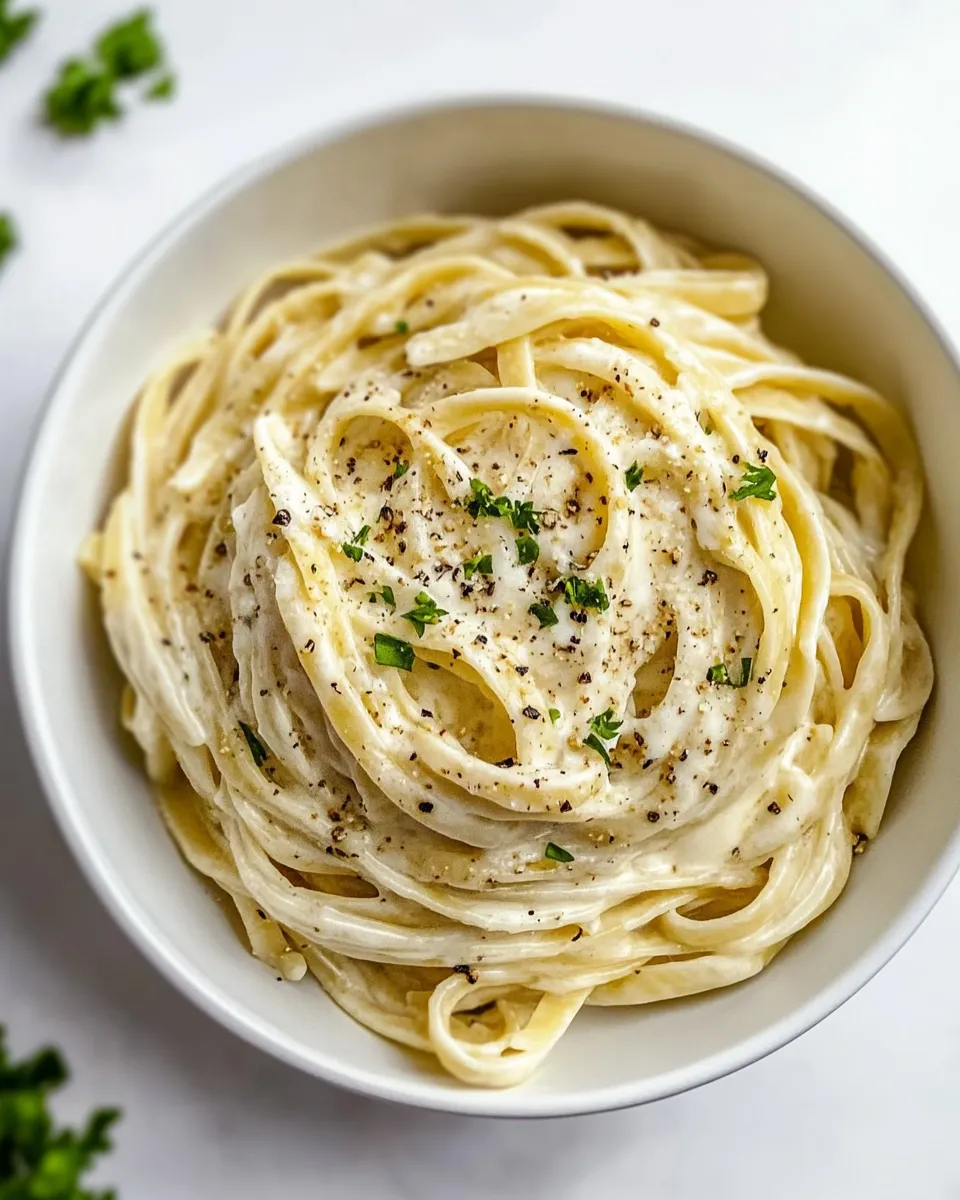 easy Quick and Easy Fettuccine Alfredo for One recipe photo